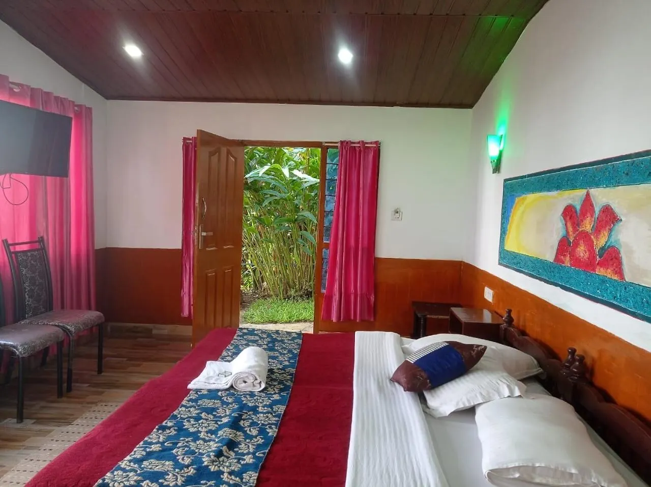 Munnar Home Stay,Tea Drops Plantation Villa Anachal Bed & Breakfast